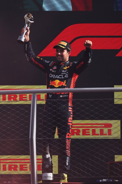 Награждаване след Гран при на Италия във Формула 11