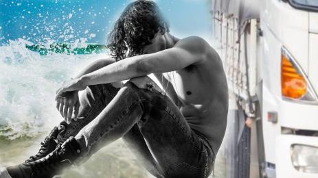 момче море камион