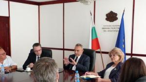 Министърът на културата Кръстю Кръстев свиква извънредно заседание на Управителния