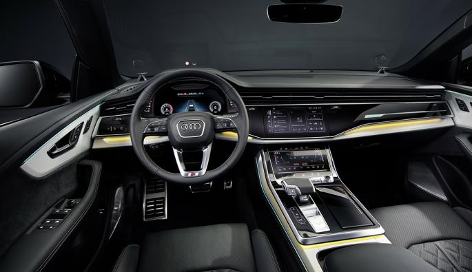  Audi Q8 2024