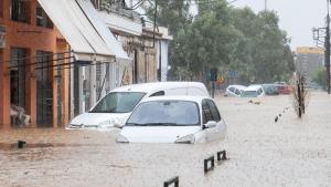 Най малко един човек е загинал в Източна Гърция след проливните