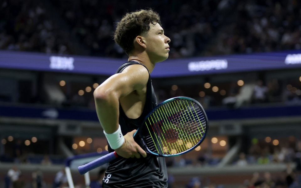 Бен Шелтън се класира за полуфиналите на US Open. В