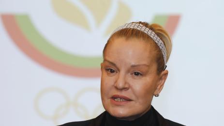 Стефка Костадинова