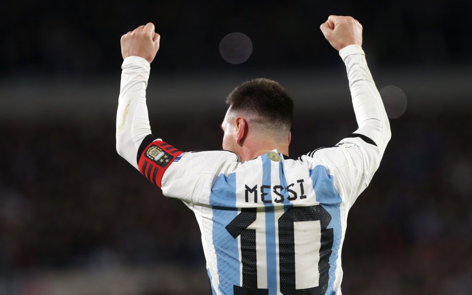 Мойсес Кайседо смени Брайтън с Челси това лято. За него