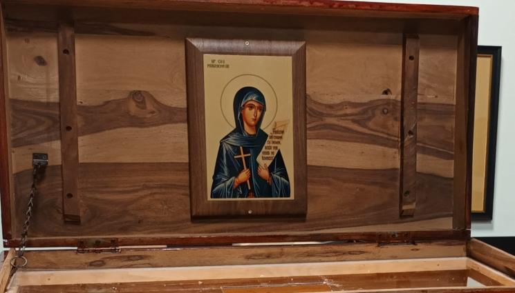 света петка - Плащаницата на света Петка пристига във Велико Търново