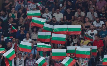 България стартира с поражение в Лига на нациите по волейбол
