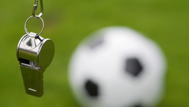 рефер свирка топка - Познат резултат: Със 7:2 ударихме турците на