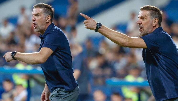 Кръстаич Подгорица - Младен Кръстаич: Страшно е! Жал ми е за момчетата - контролирахме мача през почти цялото време