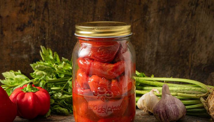 чушки - Гответе с matekitchen.com: Запасете се за зимата с прясна туршия от камби с моркови и целина! (ВИДЕО)