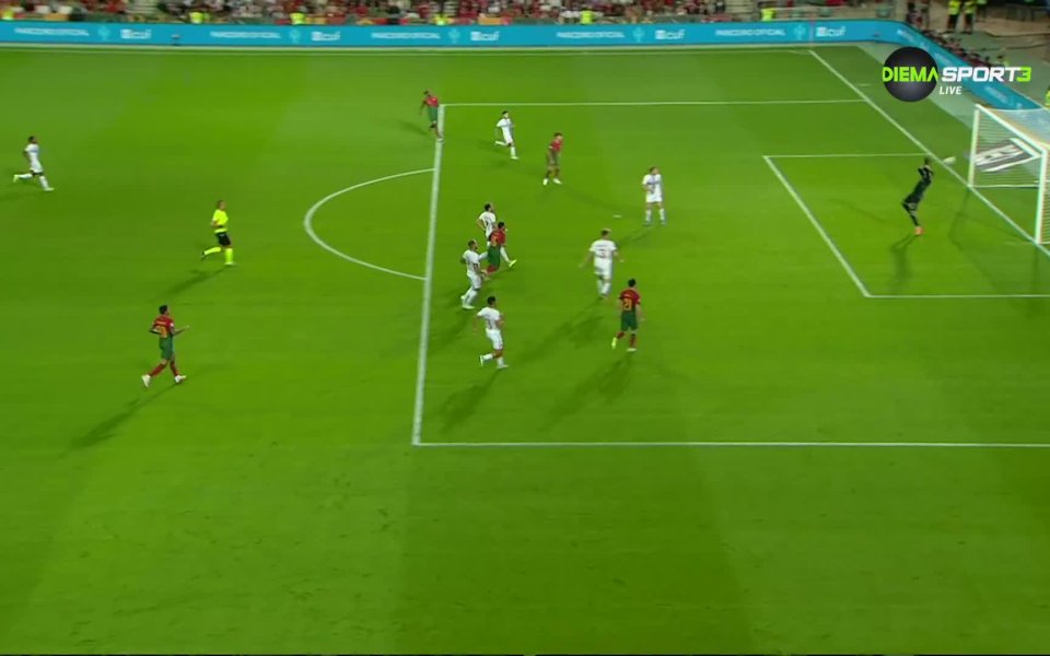 Португалия направи резултата срещу Люксембург 6:0. Влезлият от пейката Рикардо