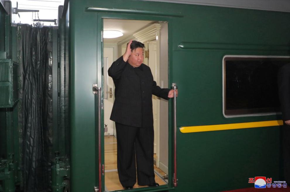 влак Ким Чен ун