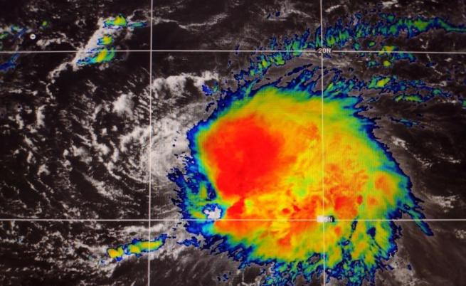 За 24 часа: Ураганът „Лий“ нарастна от буря първа категория до ураган пета степен