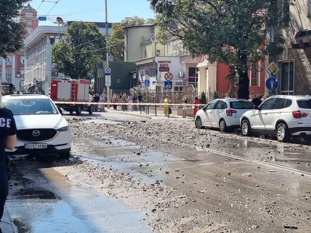  спукана тръба плевен 