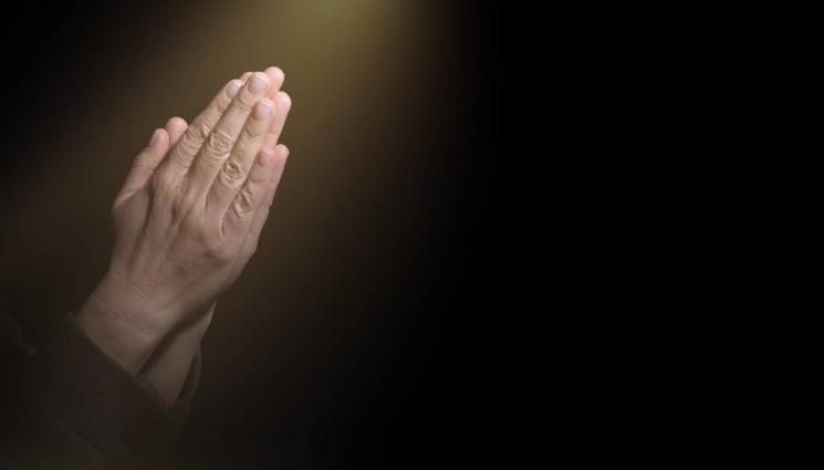 молитва - Свещениците от Санданска духовна околия с молитва срещу огнената стихия