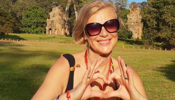 Нели Топалова - Нели Топалова прелетя екватора 2 пъти за година!