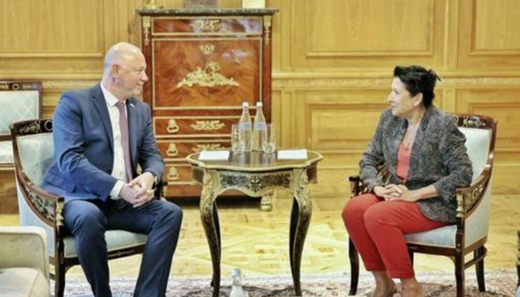 Саломе Зурабишвили Росен Желязков - ВДИГНА ЛЕТВАТА: Росен Желязков на четири очи с президентката на Грузия