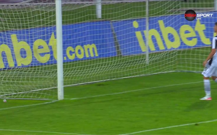 Гол на Бабакар Дион беше отменен заради засада