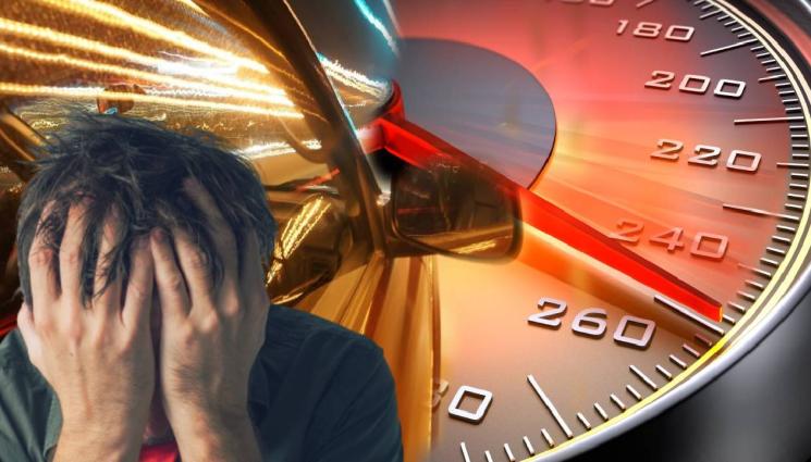 й - СТЪЖНИ МУ СЕ! Уволняват полицейския шеф, хвърчал с над 100 км/ч