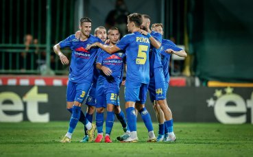 Крумовград и Левски играят при резултат 1 1 в мач от деветия кръг