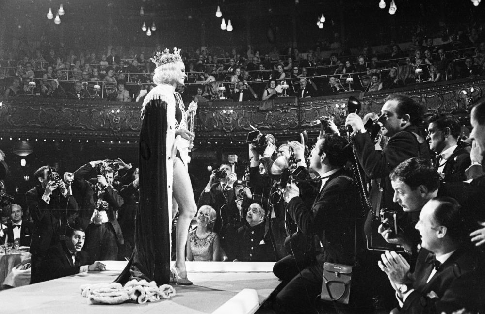 Мис Великобритания печели Мис свят, 1965 година