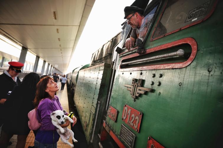 Ретро влак между София и Мездра за Деня на независимостта