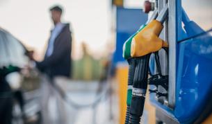 Иран вдигна цените на бензина за първи път от 2019 г.