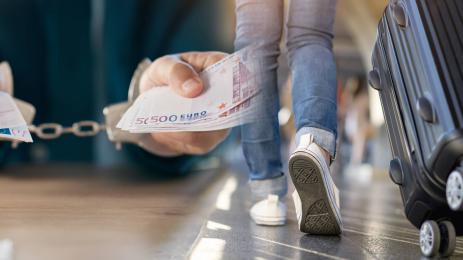 подкуп летище