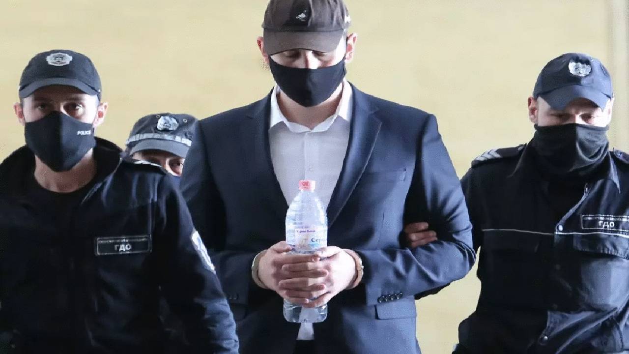 Кристиян Николов