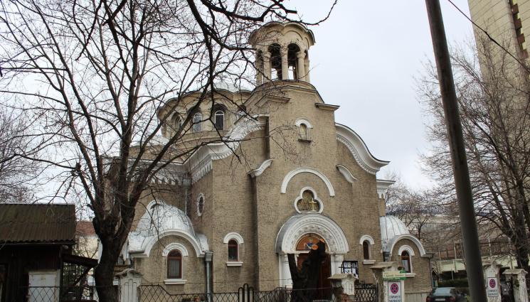 Храм Покров Богородичен - ЧУДЕСА И ВЯРА: Покровът на Богородица спасил Цариград от арабите