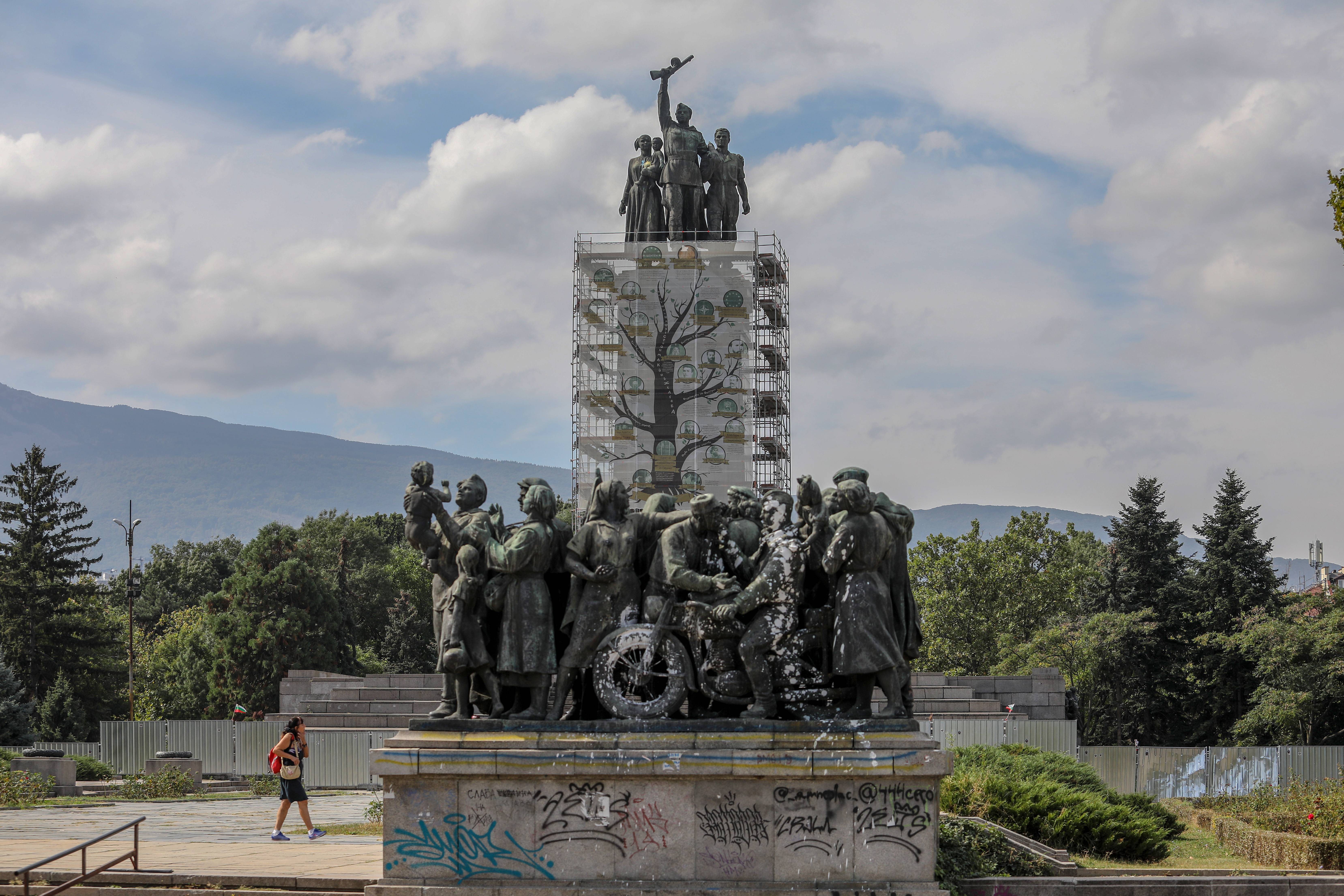 паметник на съветската армия
