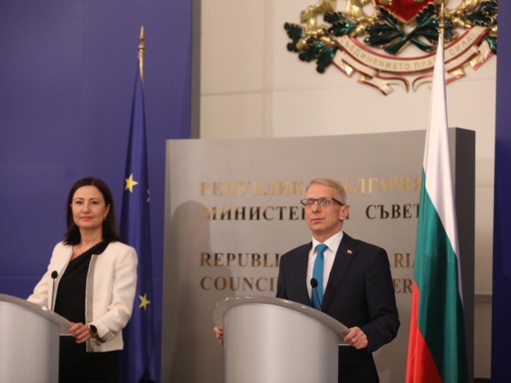 Обсъдихме две теми – първата е приоритетите на българското правителство,