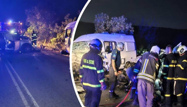 катастрофа кемпер Варненско - АД ПО ПЪТИЩАТА НА БЪЛГАРИЯ: Шофьор загина на място след удар в кемпер