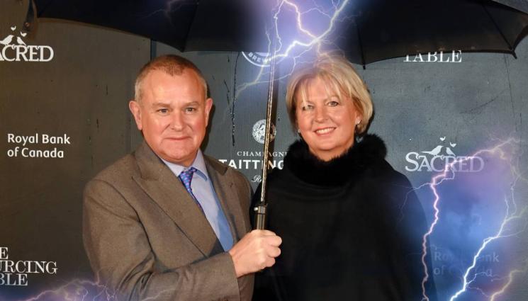 Хю Боневил - ЗВЕЗДАТА ОТ „ДАУНТЪН АБИ“:  Хю Боневил избяга от жена си