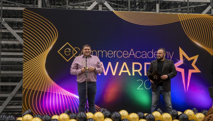 Valival Digital Agency Валентин Кичуков - Идеалният онлайн магазин - функционален, бърз и подреден