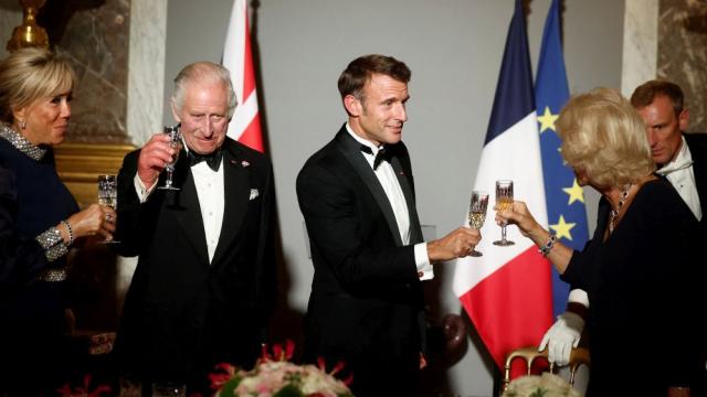 Вечеря за крале: Ресторант в Лондон предлага менюто на Чарлз Tрети от приема във Версай