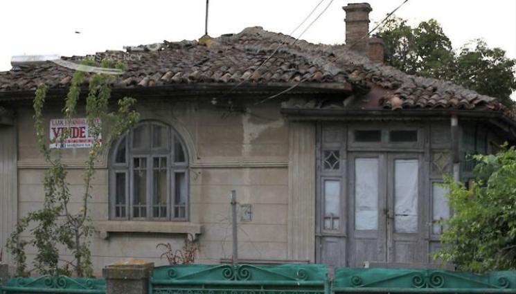 къща Стефан Караджа - ПАДЕНИЕ: Десетки паметници на културата изоставени и се рушат!