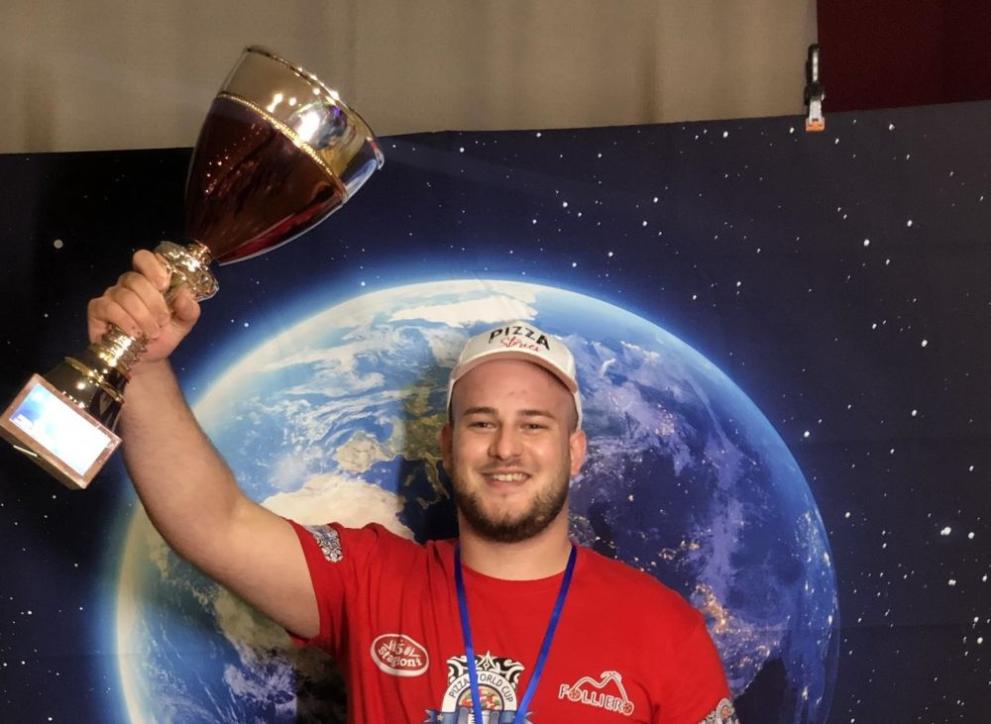 Световният пица-шампион в категория пица Класика“ тази година е 23-годишният
