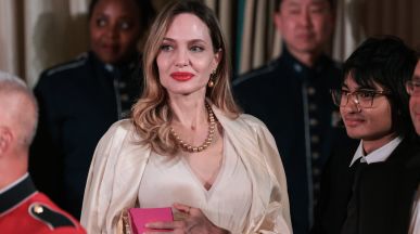 Angelina Jolie като легендарната Мария Калас в новия филм на Pablo Larraín