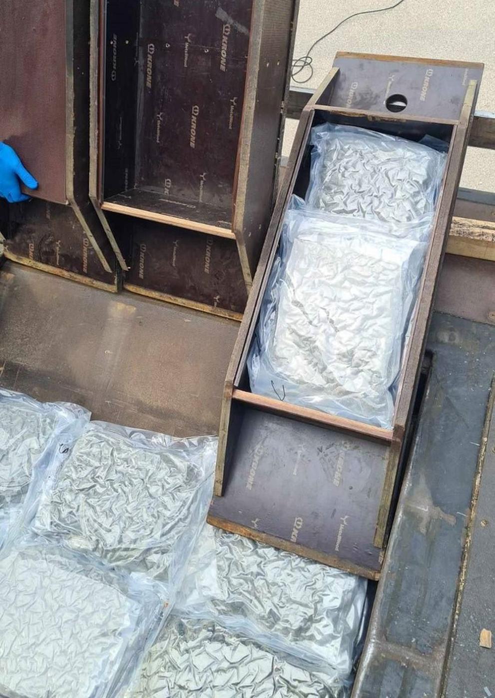  митници марихуана 