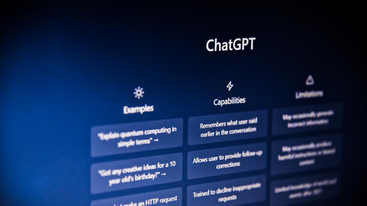 Apple планира да създаде свой собствен чатбот, подобен на ChatGPT