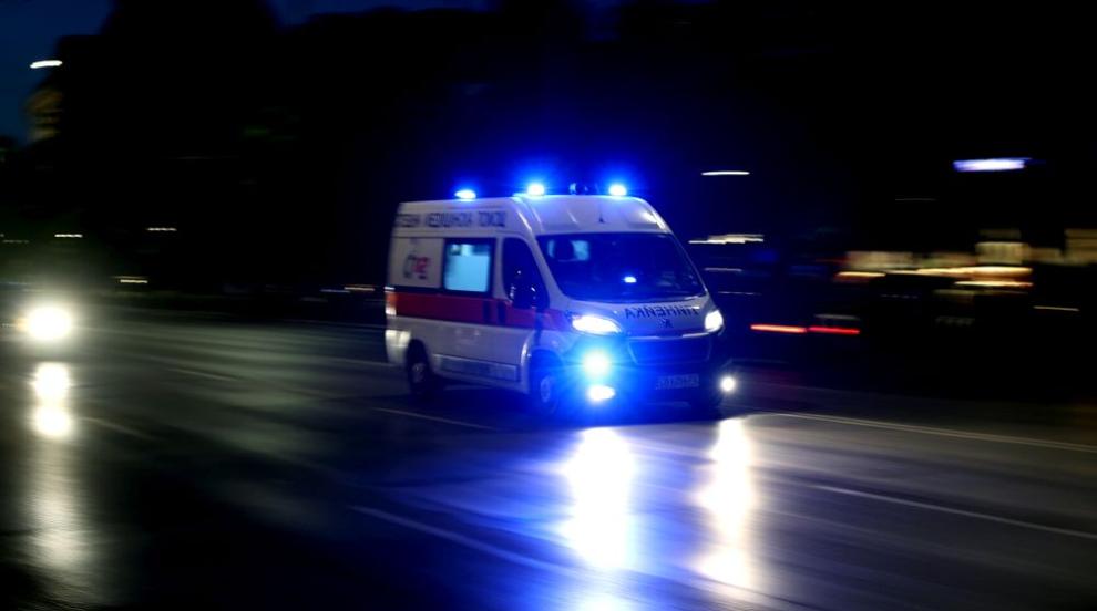 Тежка катастрофа в София между кола и два мотора