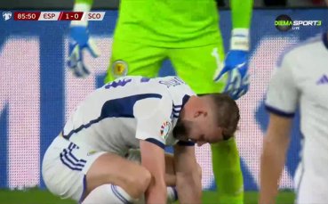 Ойхан Сансет удвои преднината на Испания след груба грешка на шотландската защита