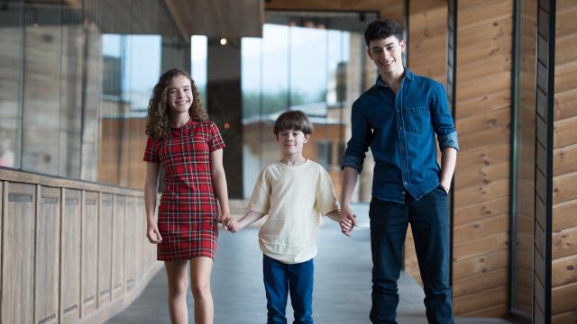 Животът на Елена се преобръща в „All Inclusive”