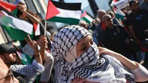 Палестинци протестираха в центъра на Варна Десетки представители на арабската