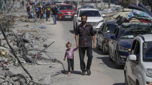 Палестинците започнаха да напускат домовете си в северната част на
