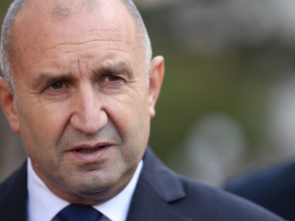 Radev: Il est clair que la centrale nucléaire sera construite comme des autoroutes – dans le noir – en Bulgarie