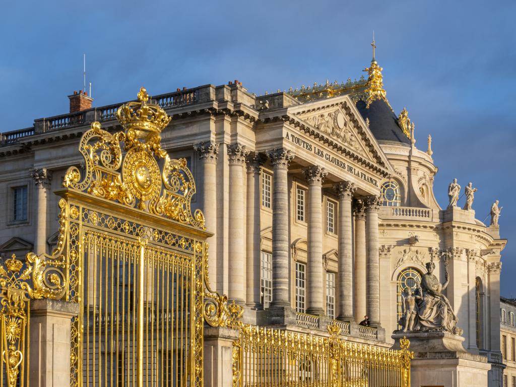 Нова тревога за бомба беше обявена във Версайския дворец евакуацията