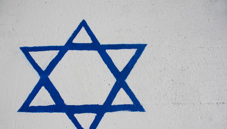 Звездата на Давид - КАТО ПРИ НАЦИСТИТЕ: Белязаха със Звездата на Давид домовете на евреи в Берлин (СНИМКИ)