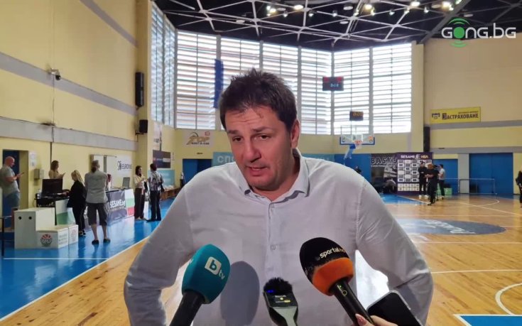 Димитър Ангелов: Нямаме възможност да вземем нов играч