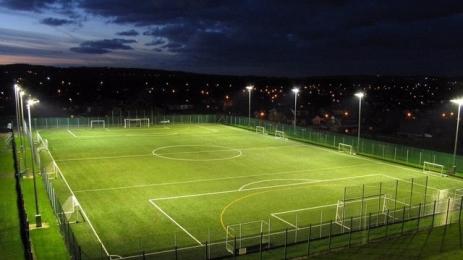 изкуствен терен